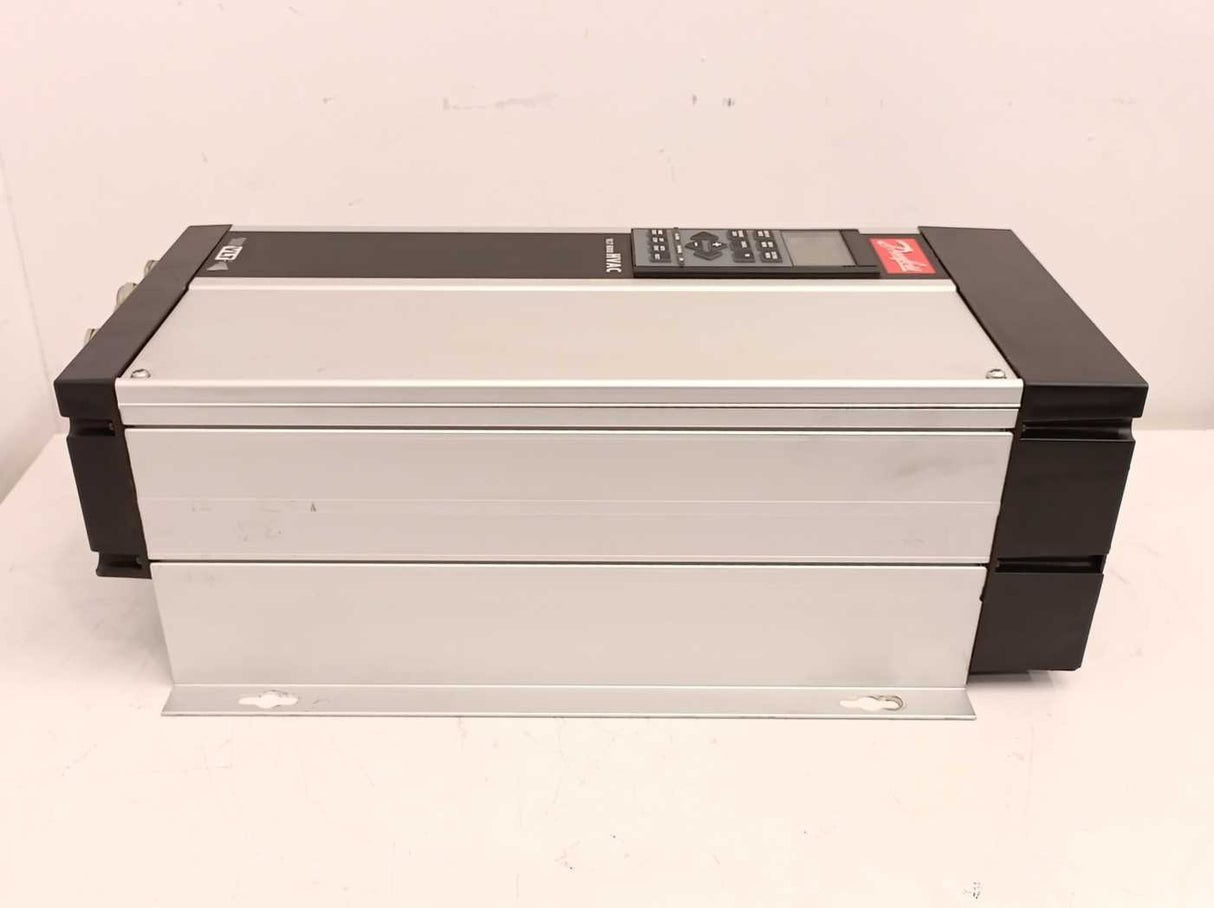 Danfoss VLT6008HT4C54STR3DLF00A00C0 VLT 6000 HVAC Drive