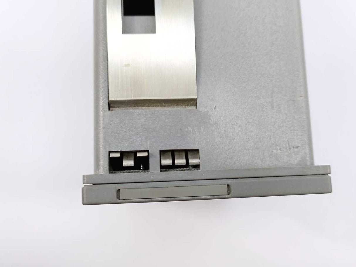 Siemens C73451-A3000-C10 AC220/240V, max. 21VA/13W