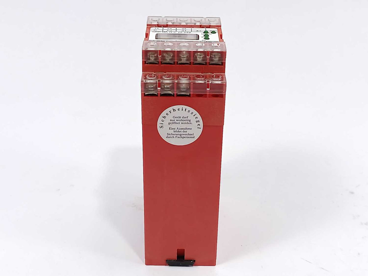 Elan Schmersal SRB-NA-R-C.22-24V Safety Relay