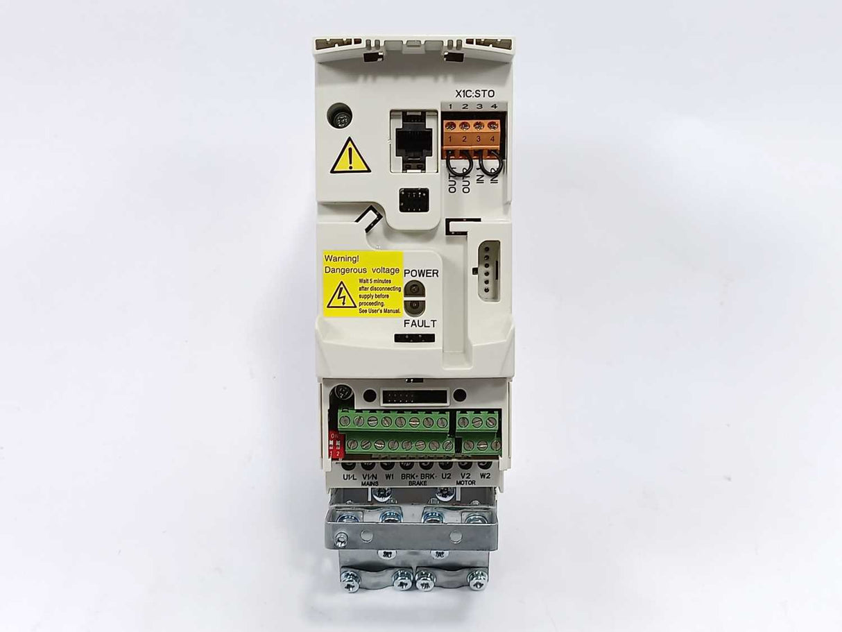 ABB 3AUA0000058187 ACS355-03E-05A6-4 with ACS-CP-C