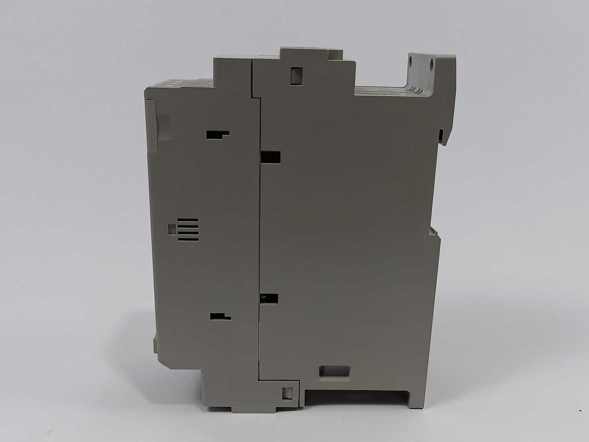 AB 150-C30NBD Ser. B Smart Motor Controller