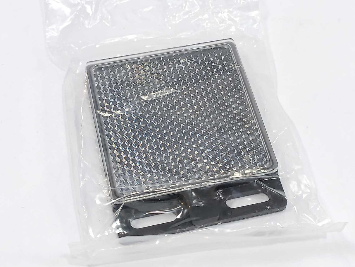 Riko PTQ18-R2P Photoelectric Sensor