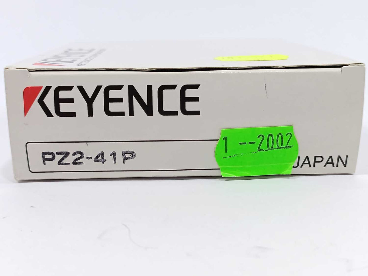 KEYENCE  PZ2-41P Photoelectric Sensor