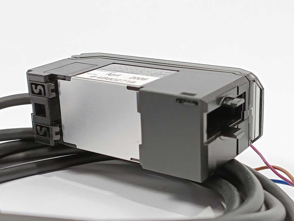 KEYENCE  GV-21P Digital CMOS Laser Sensor