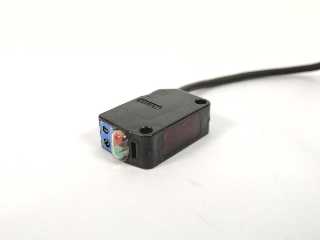 KEYENCE PZ2-61P Photoelectric sensor retro reflective