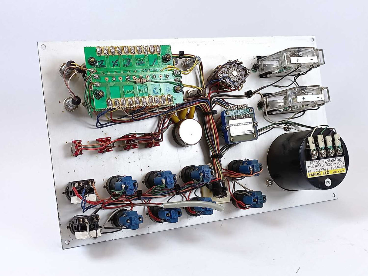 Fanuc A860-0201-T001 Pulse Generator W. Control Panel