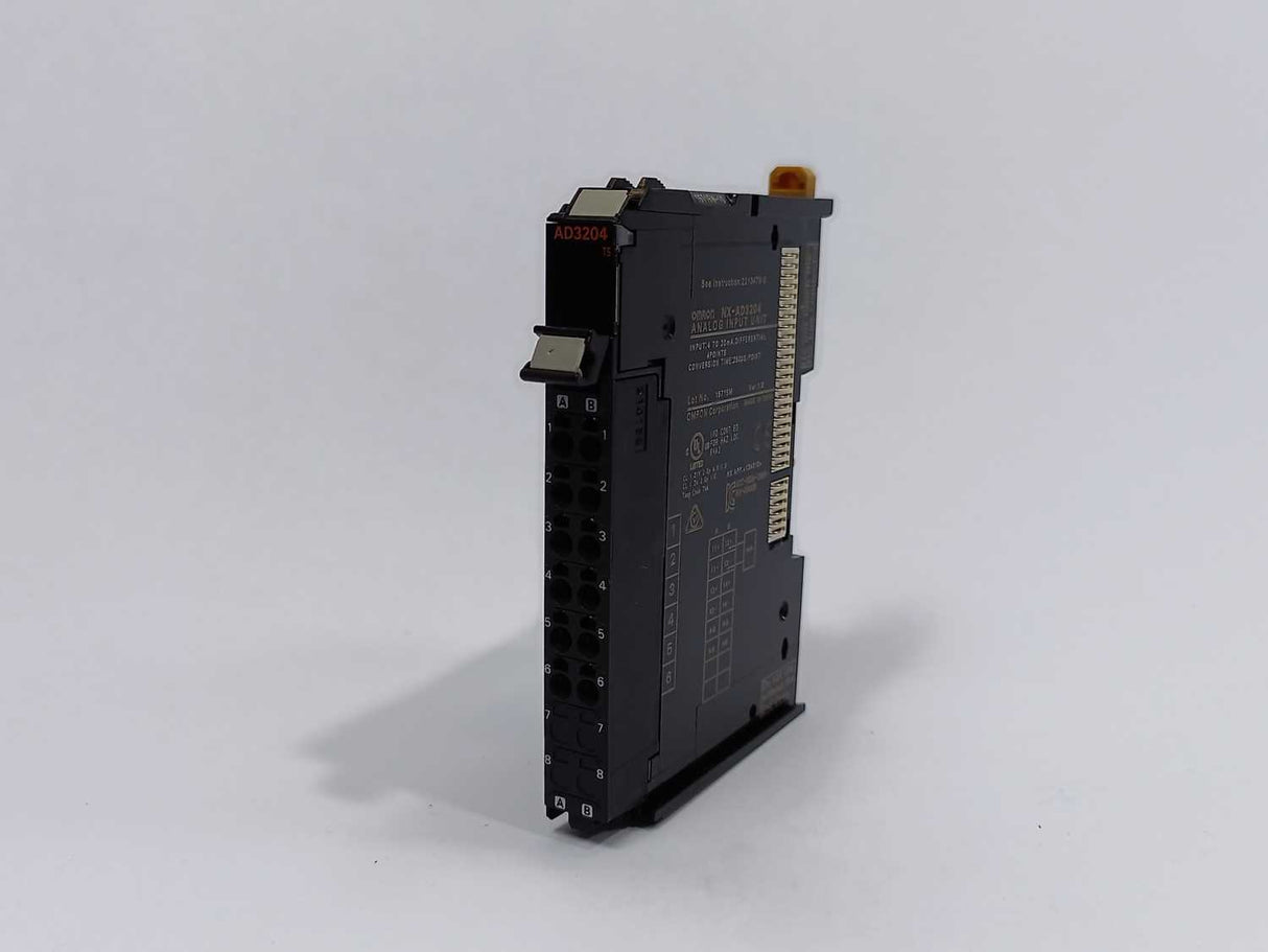 OMRON NX-AD3204 Analog Input Unit