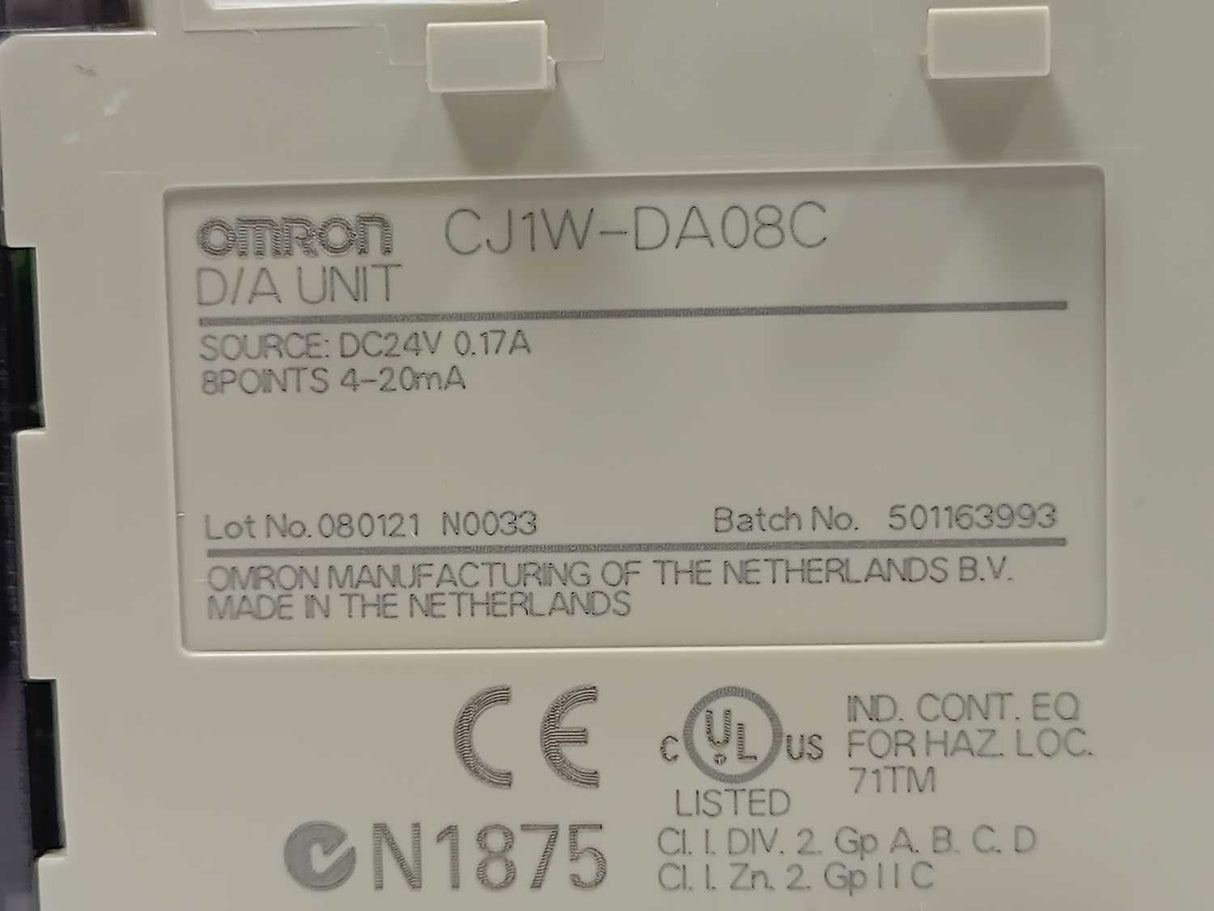 OMRON CJ1W-DA08C D/A Unit