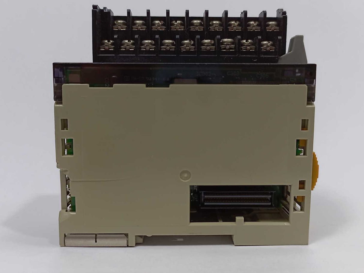 OMRON CJ1W-DA08C D/A Unit