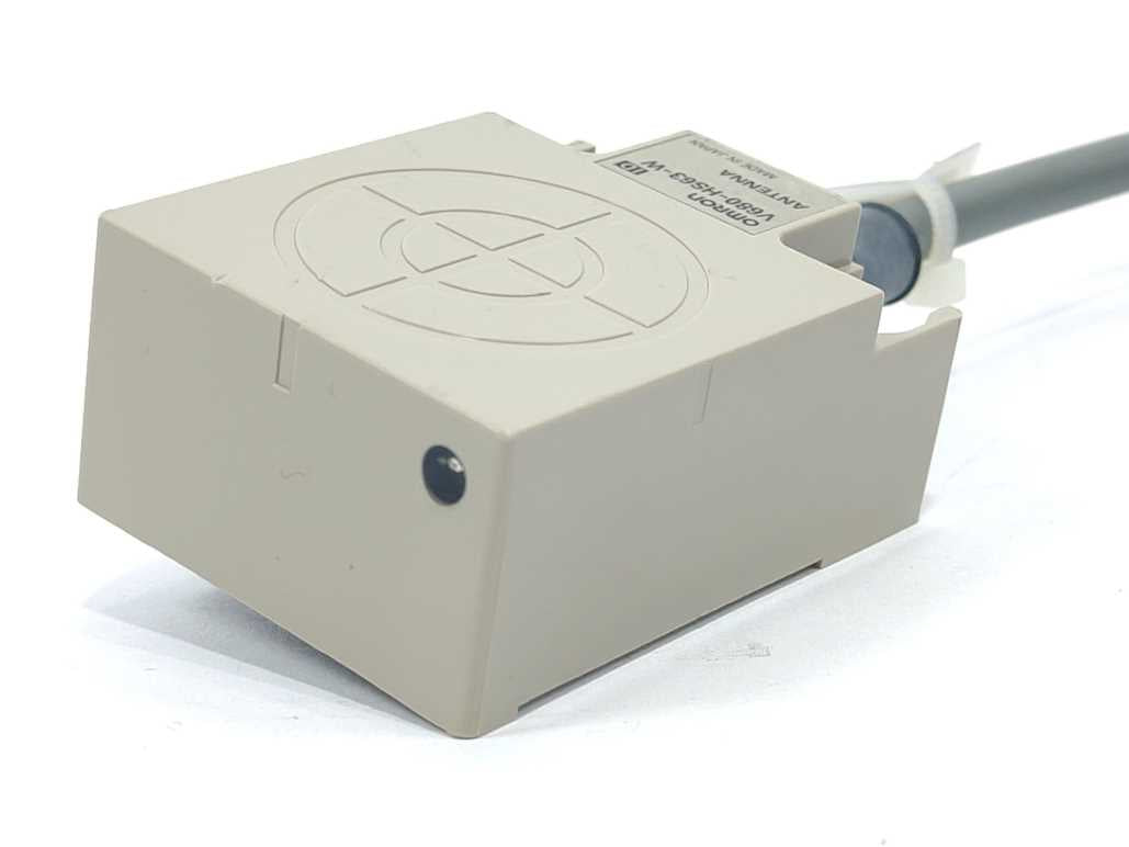 OMRON V680-HS63-W 2m ID System Antenna