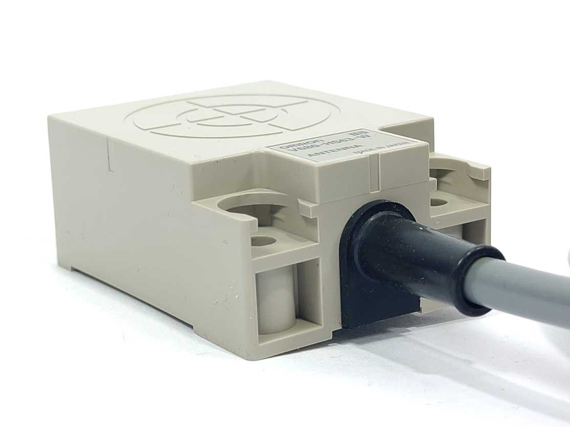 OMRON V680-HS63-W 2m ID System Antenna