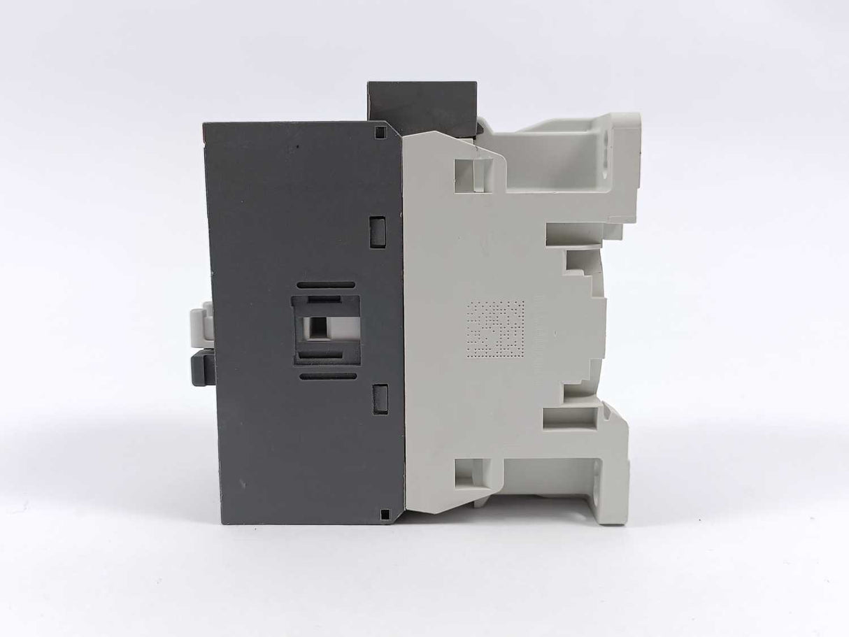 ABB 1SBL237001R1100 AF26-30-00-11 24-60V50/60HZ 20-60VDC Contactor