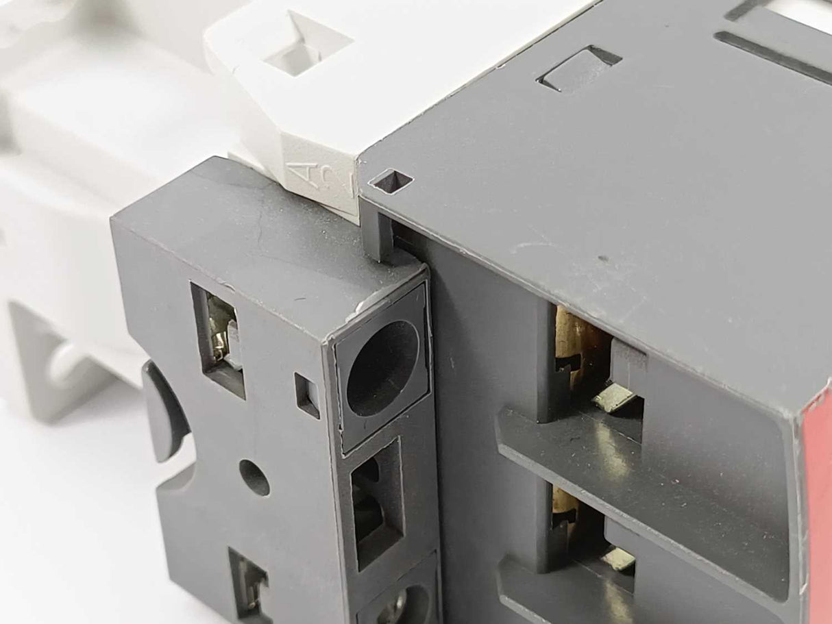 ABB 1SBL237001R1100 AF26-30-00-11 24-60V50/60HZ 20-60VDC Contactor