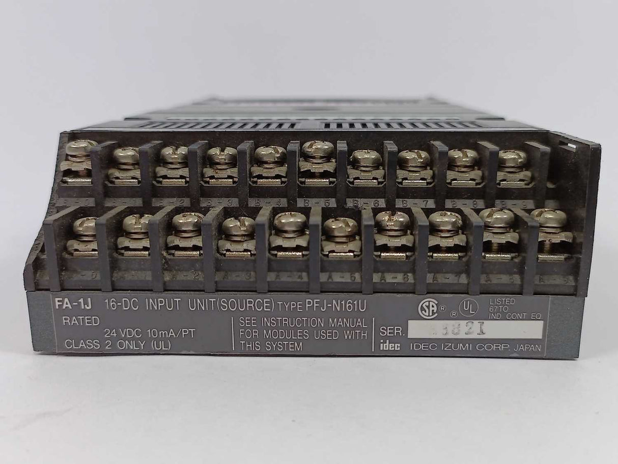 Idec Izumi Corp. PFJ-T162U 16-Transistor unit & PFJ-N161U 16-DC input unit