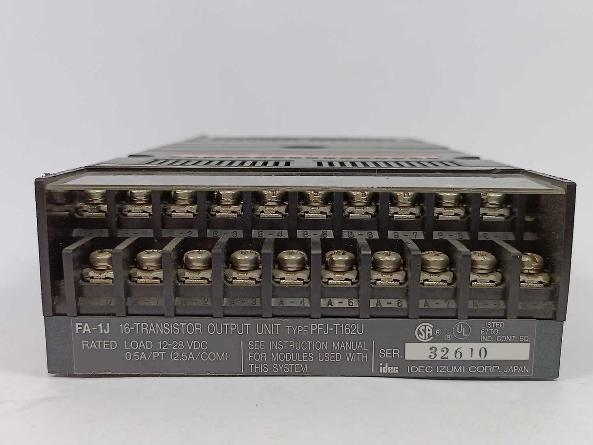 Idec Izumi Corp. PFJ-T162U 16-Transistor unit & PFJ-N161U 16-DC input unit