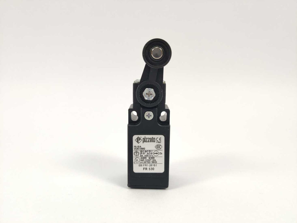 Pizzato FR530 Position Switch With Roller Lever