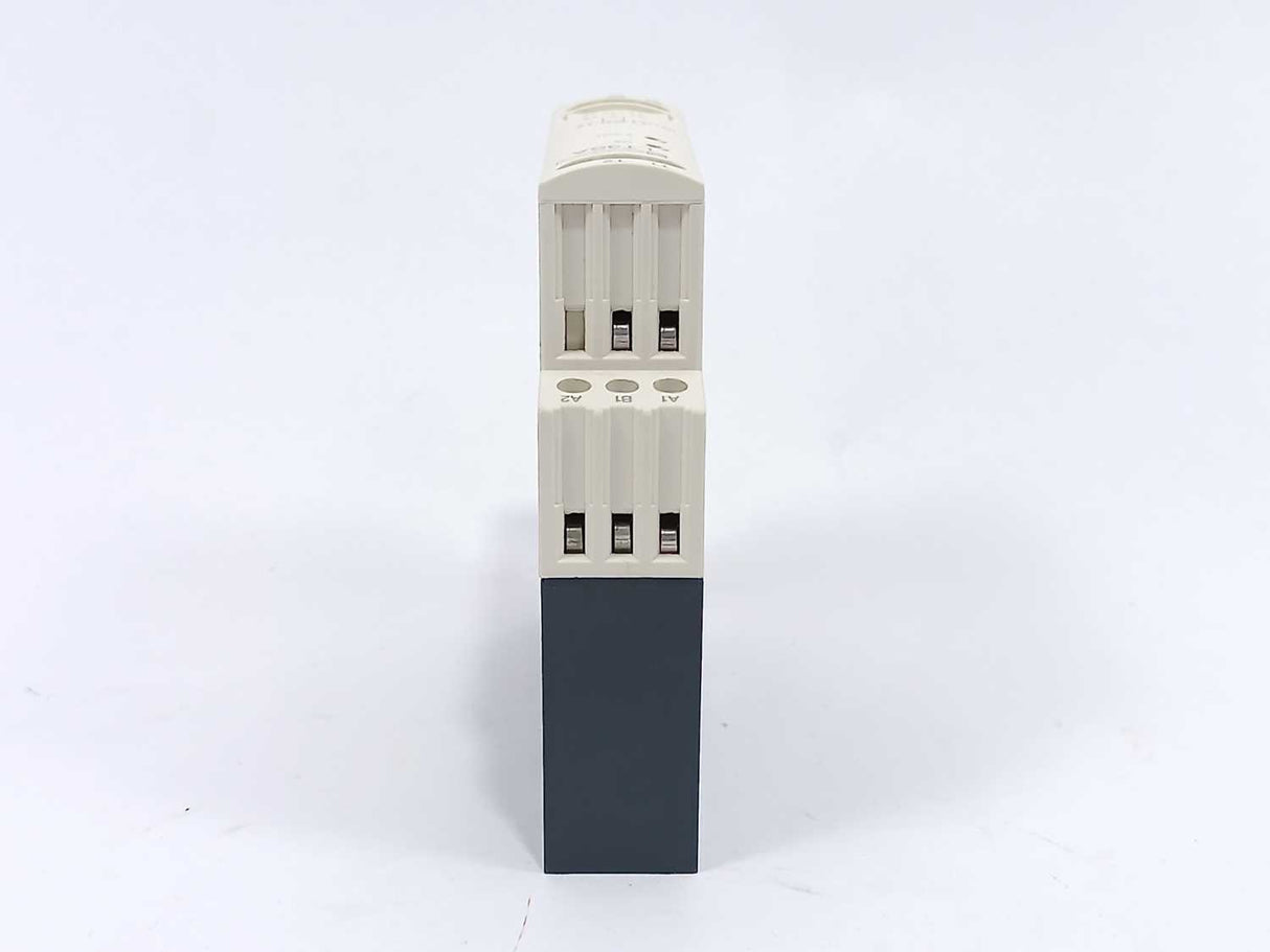 TELEMECANIQUE LT3 SA00M/LT3SA00M 115/230V, 50/60Hz