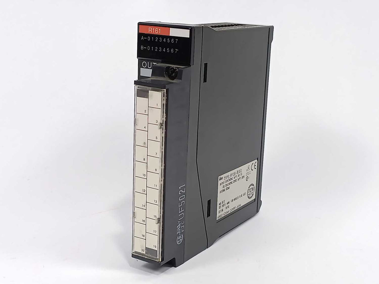 Idec PF3S-R161 240VAC 1A