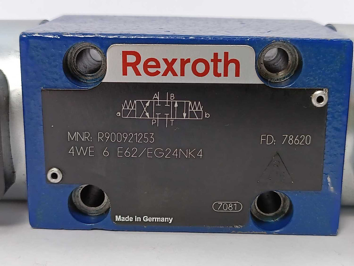 Bosch / Rexroth 4WE 6 E62/EG24NK4 R900921253 Valve