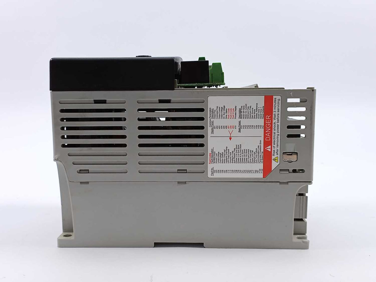 AB 33A-D6P0N104 Ser. A PowerFlex 40- 2.2 kW (3 HP) AC Drive