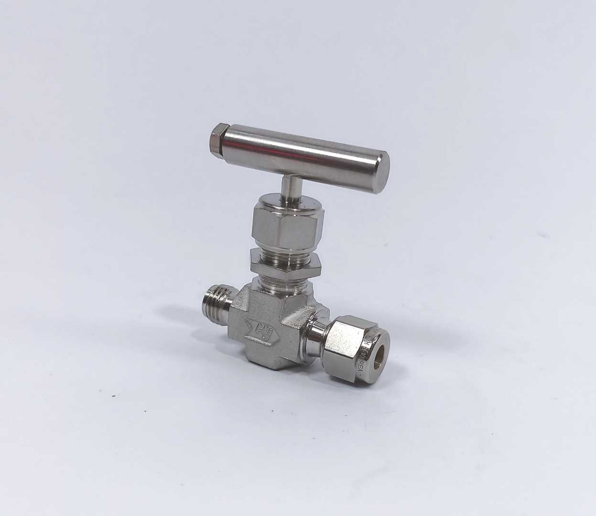 Hy-Lok NV2H-6M-R Needle Valve 6M TUBE