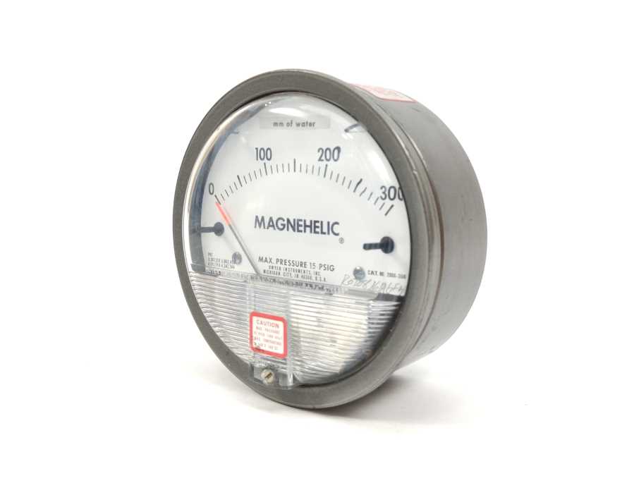 Dwyer 2000-300 MM Magnehelic Pressure Gauge max. 15 PSIG