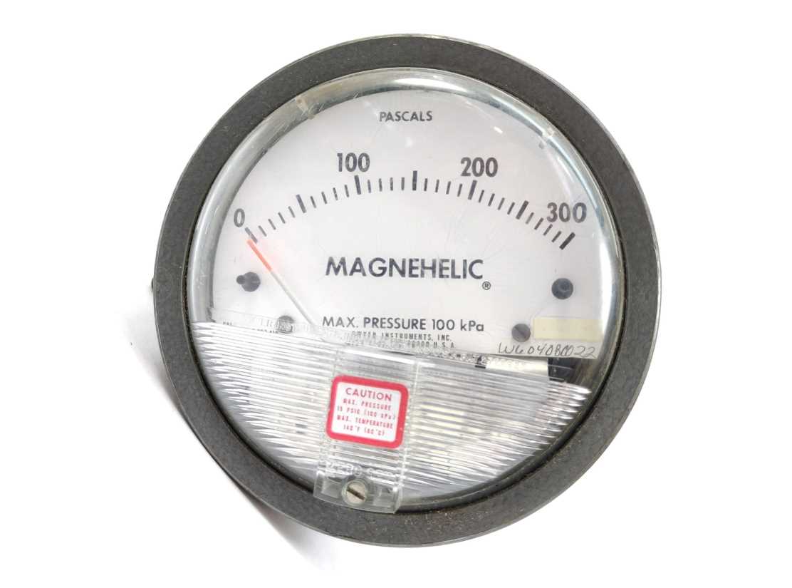 Dwyer 2000-300PA Magnehelic Pressure Gauge max. 100kPa
