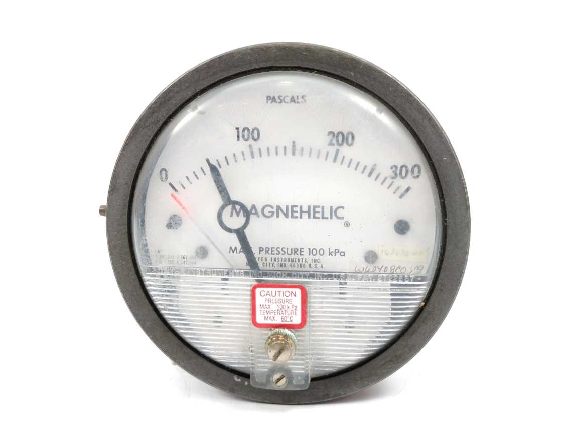 Dwyer 2000-300PA Magnehelic Pressure Gauge max. 100kPa