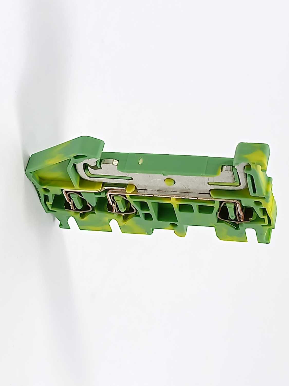Phoenix Contact 3031267 ST 2,5-TWIN-PE Terminal Block. 50 pcs.