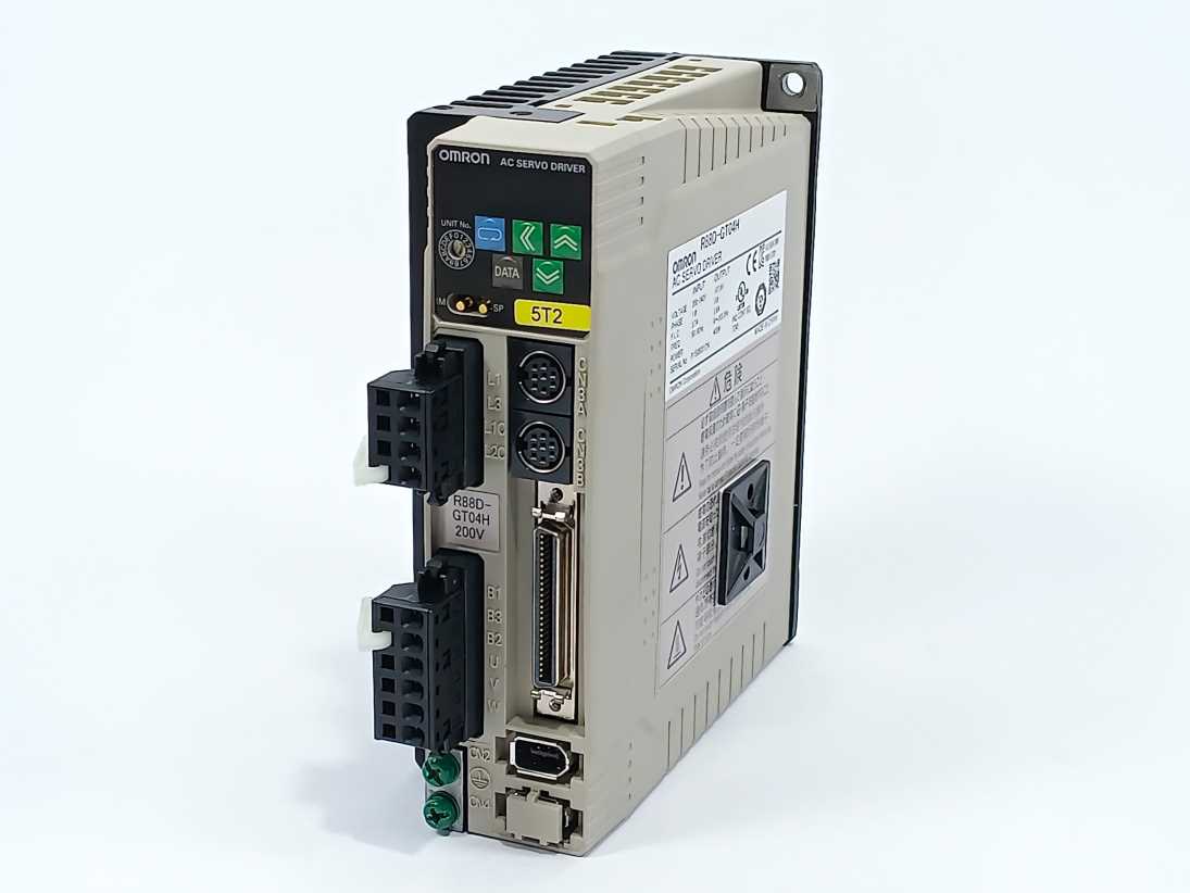OMRON R88D-GT04H AC Servo Driver