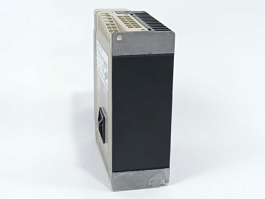 OMRON R88D-GT04H AC Servo Driver