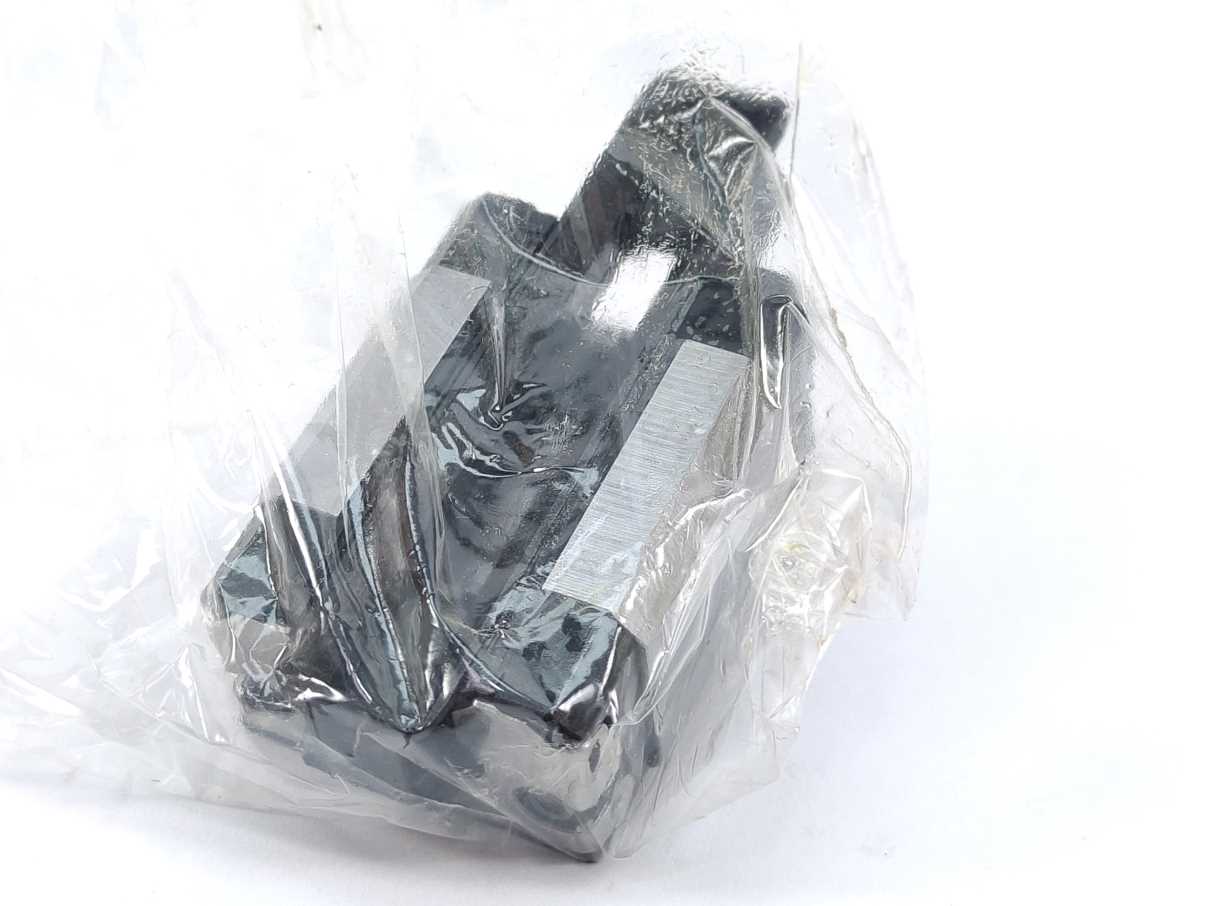 Bosch / Rexroth R166611420 Ball Runner Block Carbon Steel KWD-015-SKS-C1-N-1