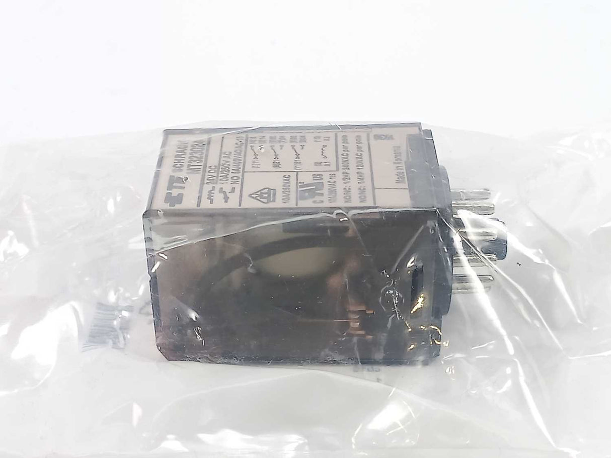 Schrack MT323024 Plug-in Relay 11 pin 3 C/O 24VDC 10A with LED, series MT