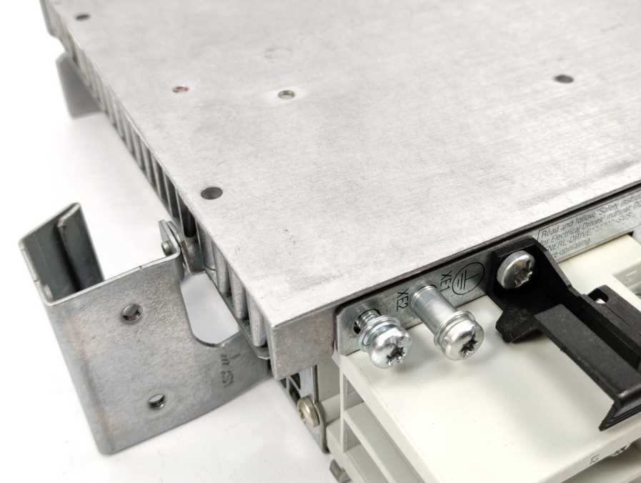 Indramat DKC21.3-040-7-FW DKC Drive Controller SNDKC213-01014