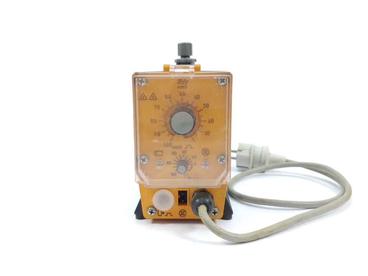 ProMinent E0407 Pump E0407 N 220VAC, 50Hz, 12W, 6.3 l/h, 3.5 bar.