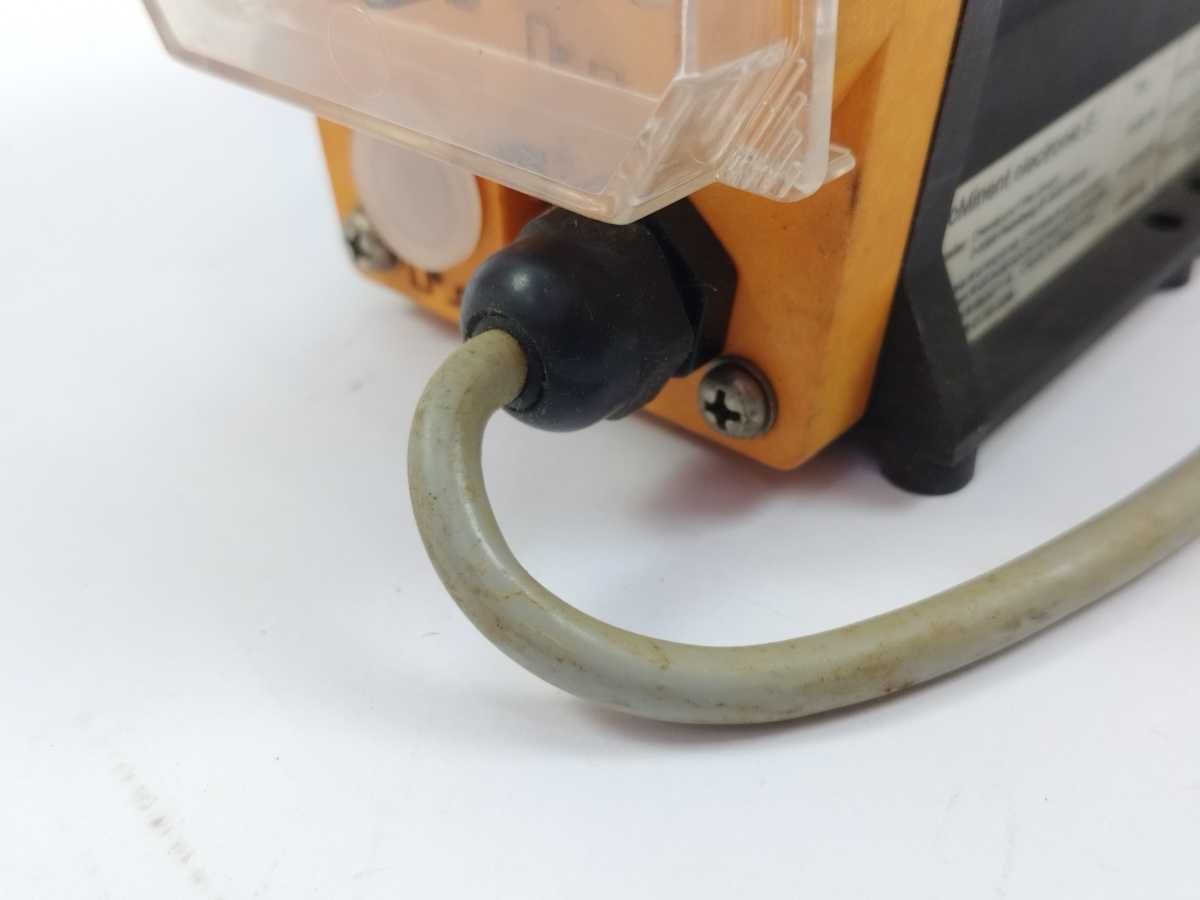 ProMinent E0407 Pump E0407 N 220VAC, 50Hz, 12W, 6.3 l/h, 3.5 bar.