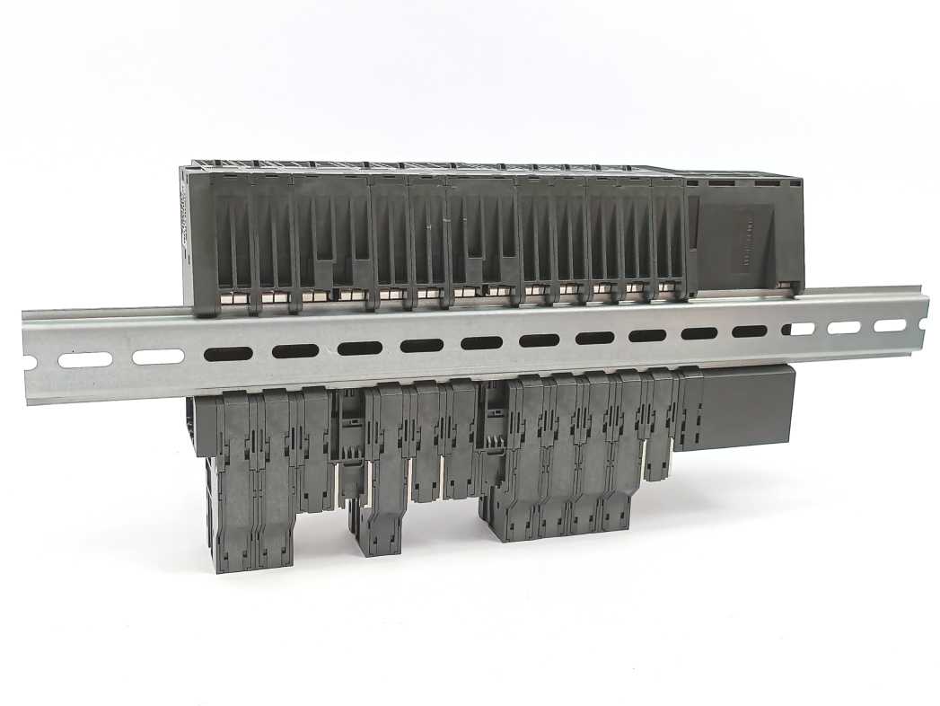 Siemens 6ES7151-3BA23-0AB0 SIMATIC S7 ET200S IM151-1 + 12 Modules