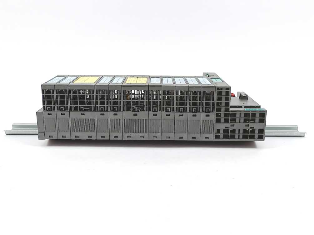 Siemens 6ES7151-3BA23-0AB0 SIMATIC S7 ET200S IM151-1 + 12 Modules