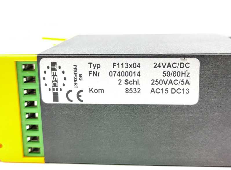 TESCH 07400014 F113x04 24VAC/DC Safety Relay
