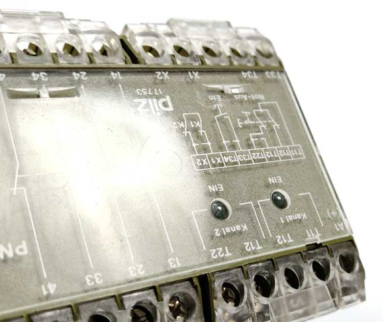 Pilz 474695 PNOZ 24VDC 3S 1ö