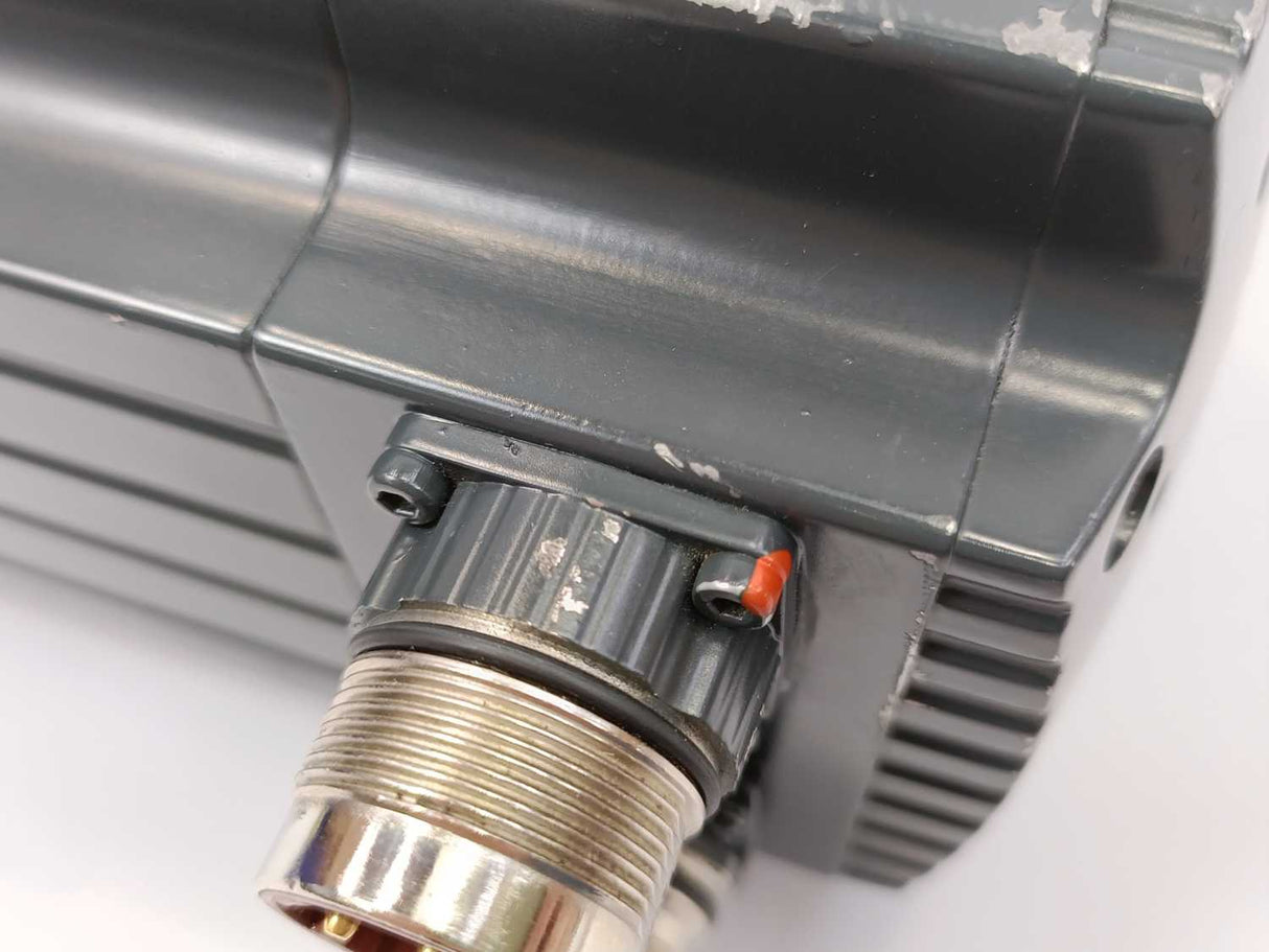 Moog G334-400 AC-Servo L4L10, no brake