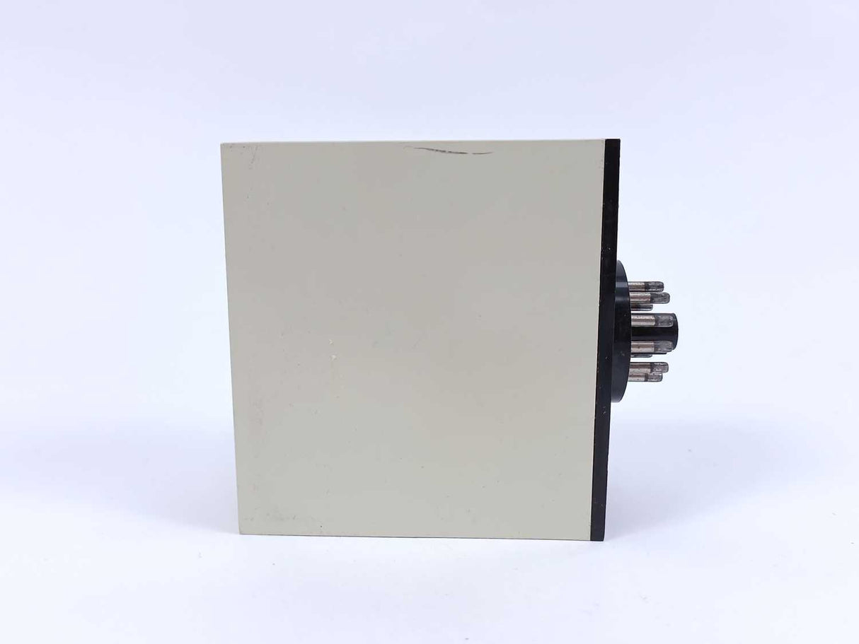 Electromatic SV 110 220 S-System Cond. Liquids Dual level relay 220VAC