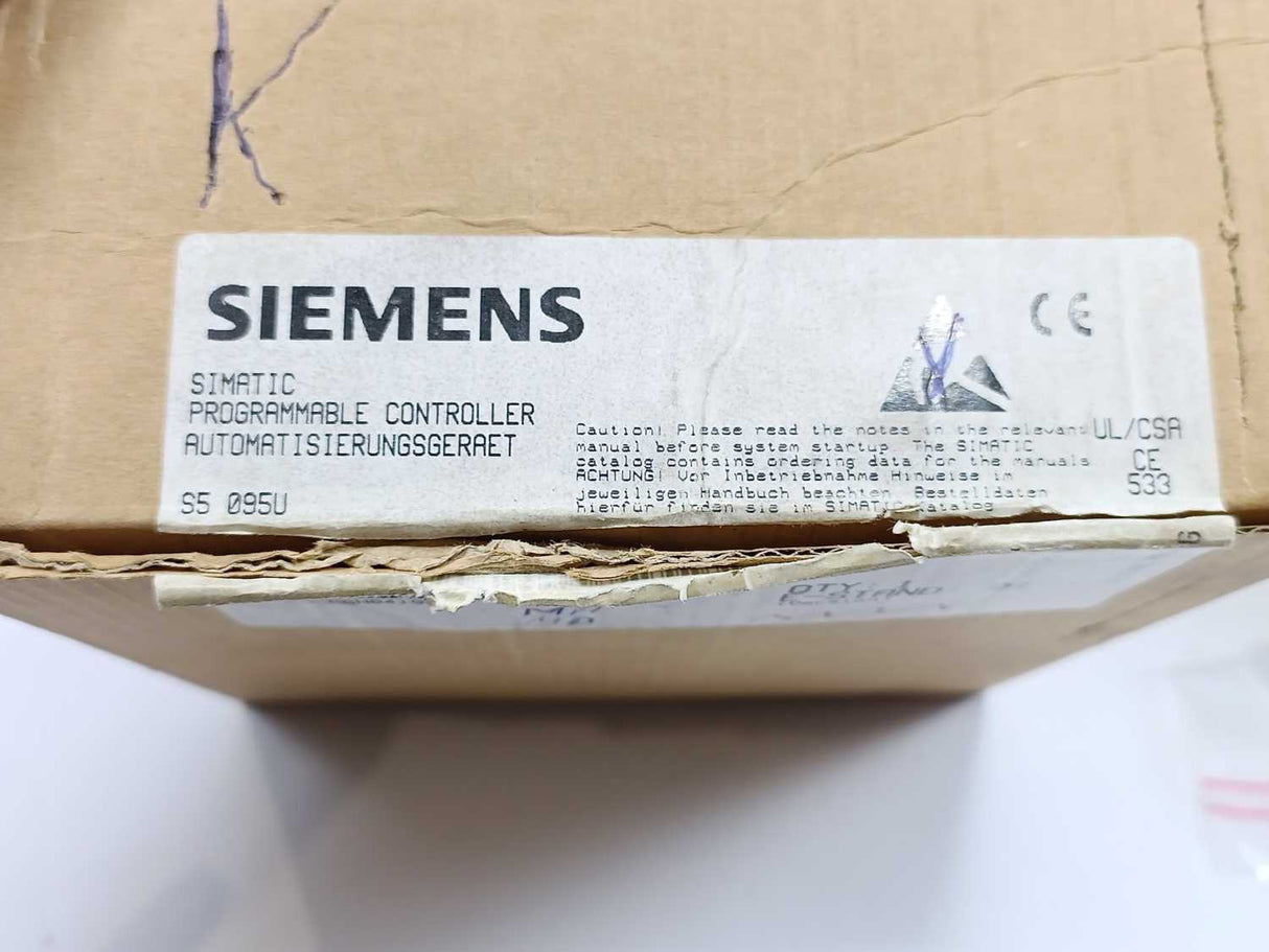 Siemens 6ES5095-8MC03 SIMATIC S5, Compact unit S5-95U w. 6ES5 375-0LC11