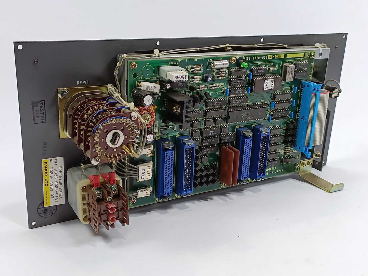 Fanuc A02B-0083-C147 Operator Panel