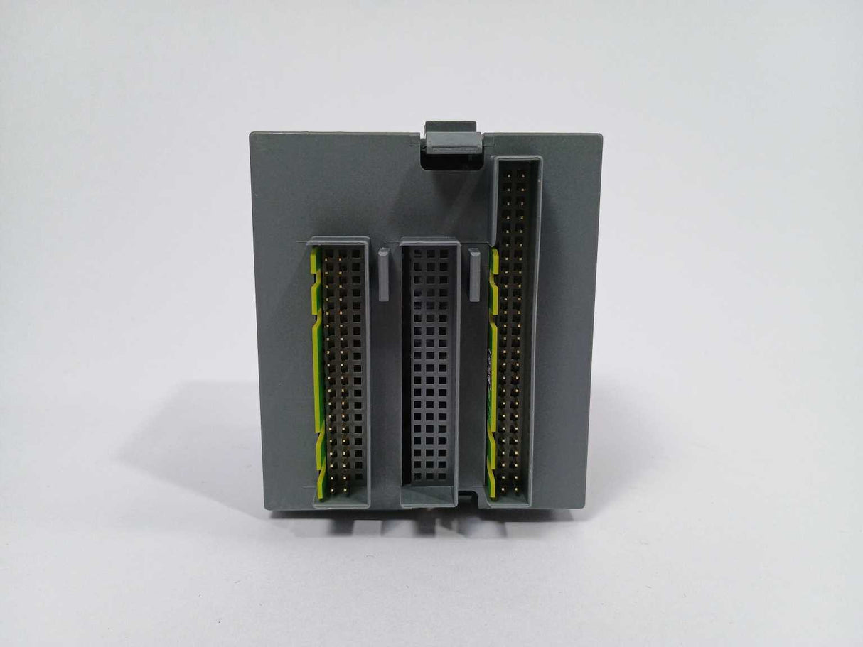 ABB 1SAP240700R0001 DO524 S500 Digital output module