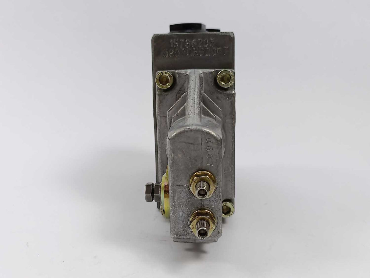 Danfoss 157B6203 PVB Valve w/ 155L3160 PVM32 Assembly