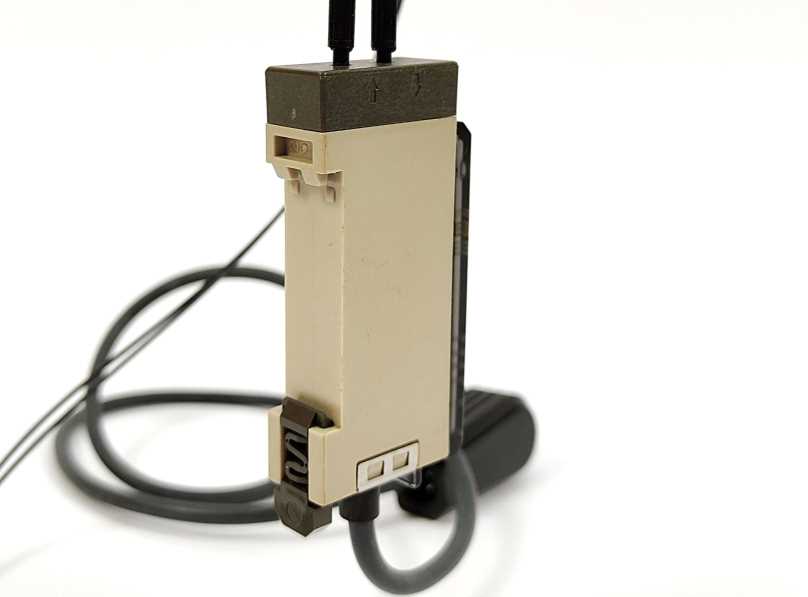 OMRON E3X-F21 Photoelectric Sensor 10-24VDC