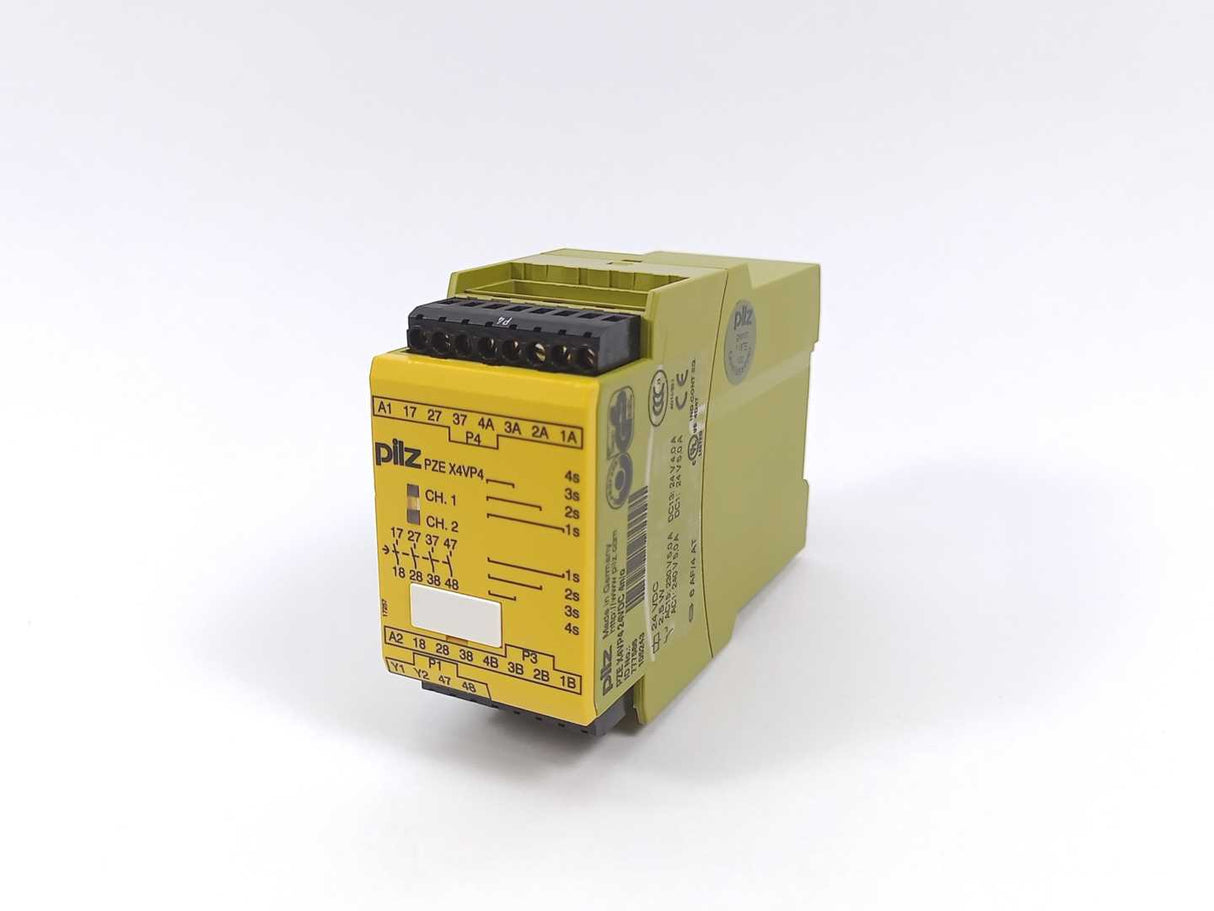 Pilz 777586 PZE X4VP4 24VDC 4n/o Safety Relay