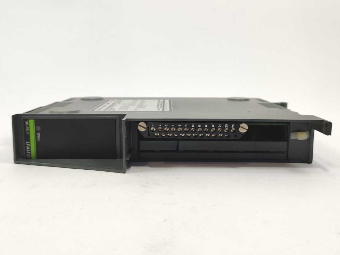 GIDDINGS & LEWIS 502-03518 -02R1 PiC900 - Output ±10V DC Module, 8 ch