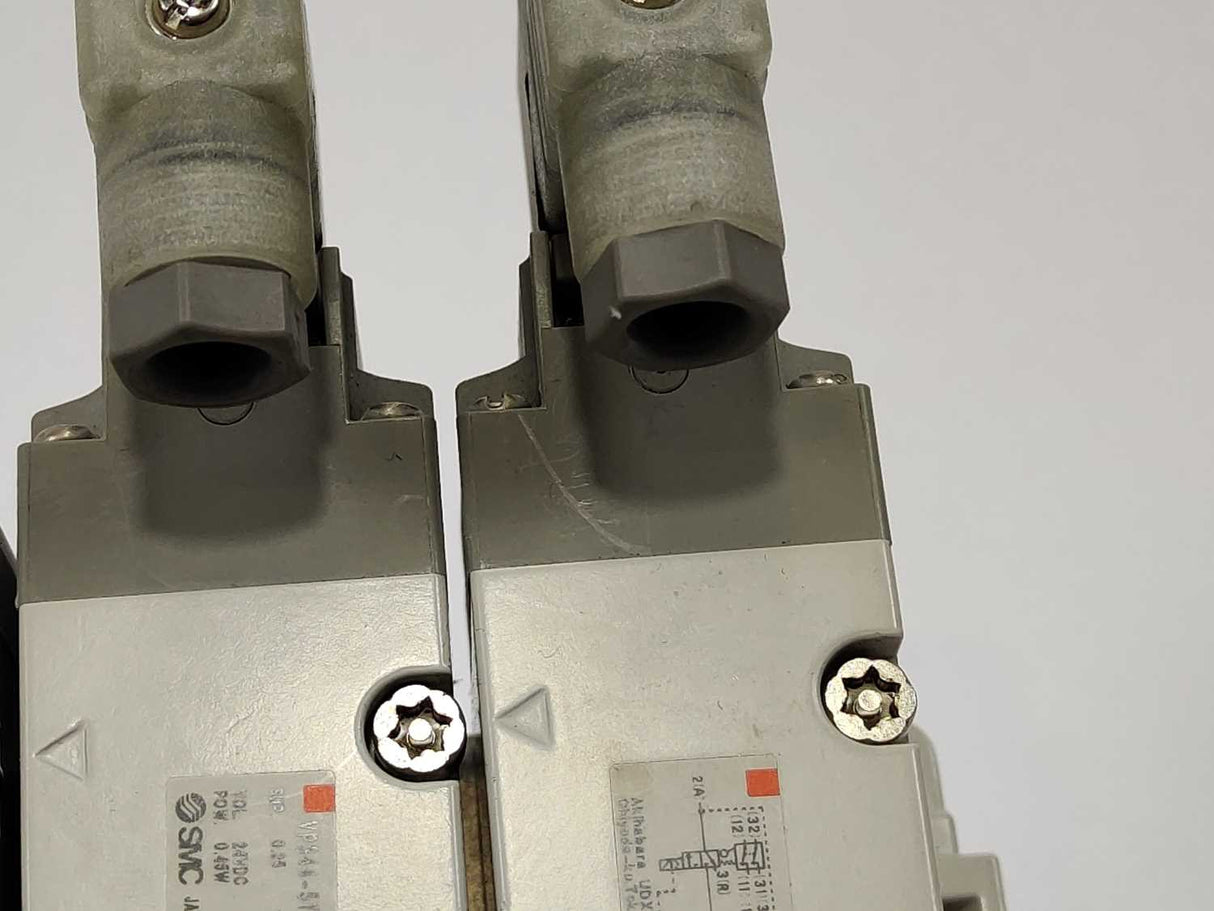 SMC VP544-5YZ1-03F-M-X585 Pneumatic Solenid Valve